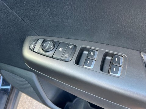 Kia Sportage 1.6 GDi 2 Euro 6 (s/s) 5dr 30