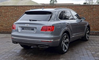 Bentley Bentayga First Edition 32