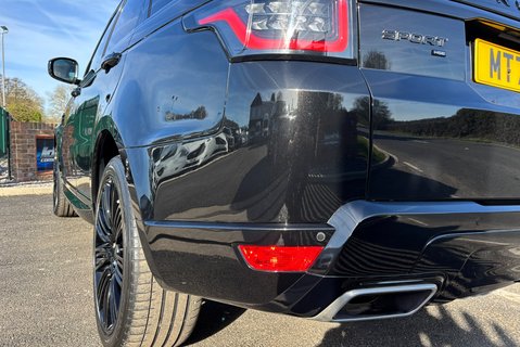 Land Rover Range Rover Sport D300 MHEV HSE Dynamic Black Auto 4WD Euro 6 (s/s) 5dr 24