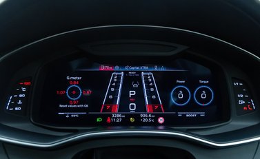 Audi RS6 AVANT PERFORMANCE CARBON VORSPRUNG 23