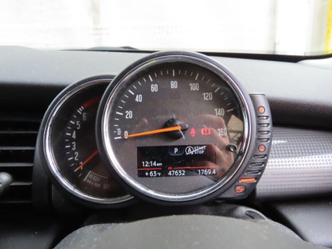Mini Hatch 1.5 Cooper Auto Euro 6 (s/s) 3dr 13