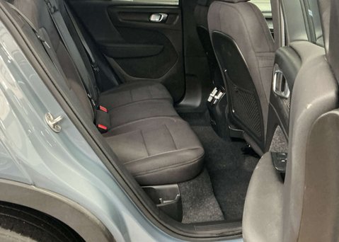 Volvo XC40 Recharge 69kWh Core SUV 5dr Electric Auto (231 ps) 10