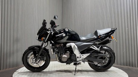 Kawasaki Z 2006 ONLY 20K MOT AUGUST 2027 NAKED 750CC 4