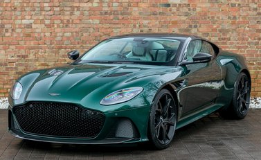 Aston Martin DBS Superleggera 6