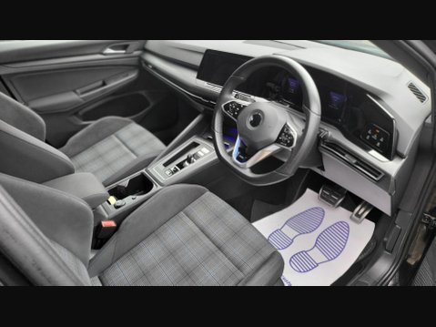 Volkswagen Golf GTE DSG 2
