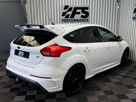 Ford Focus 2.3T EcoBoost RS Hatchback 5dr Petrol Manual AWD Euro 6 (s/s) (350 ps) 15