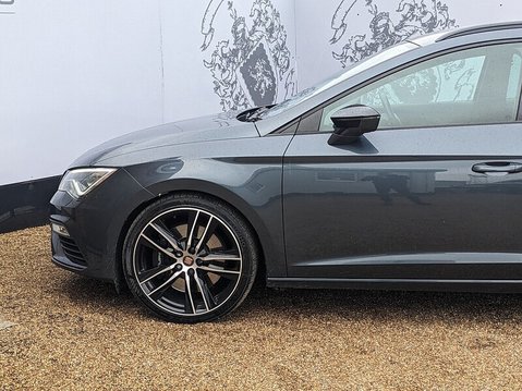SEAT Leon TSI CUPRA LUX 4DRIVE DSG 5