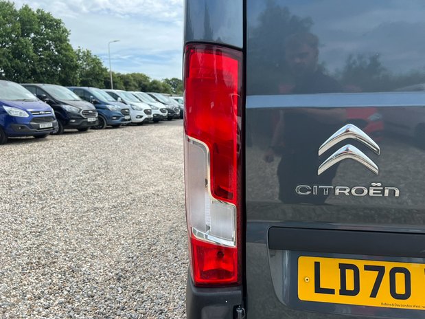 Citroen Relay MWB L2H2 (SOLD) Medium Roof Enterprise 350 Air Con Sensors EURO 6 NO VAT 24