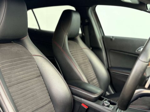 Mercedes-Benz GLA 2.1 GLA 200 AMG Line D 4Matic Auto 4WD 5dr 10