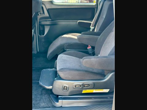 Toyota Vellfire ELECTRIC DISABILITY SEAT+GRADE 4B 16