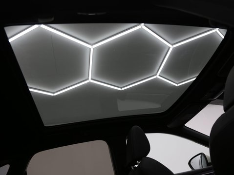 Nissan Qashqai 1.3 DIG-T MHEV Tekna+ XTRON Euro 6 (s/s) 5dr 25