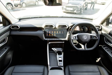 MG ZS TROPHY
