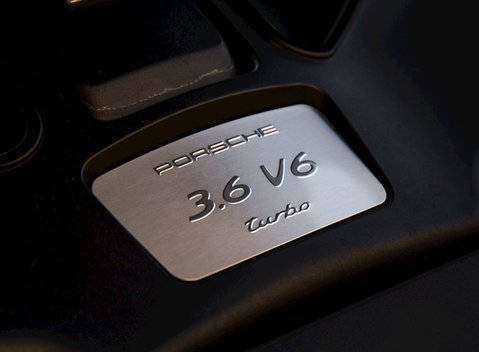 Porsche Macan Turbo 27