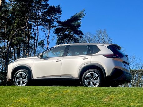 Nissan X-Trail ACENTA PREMIUM XTRONIC 2