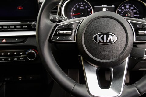Kia Ceed 3 ISG 18
