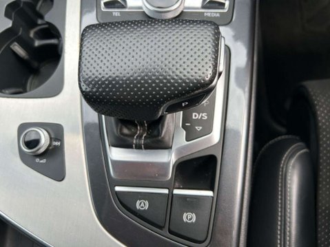 Audi Q7 3.0 TDI V6 45 S line SUV 5dr Diesel Tiptronic quattro Euro 6 (s/s) (231 ps) 36