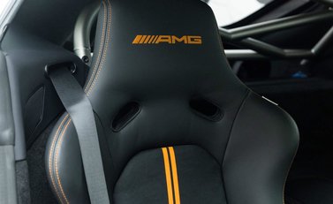 Mercedes-Benz Amg GT Black Series 7