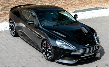 Aston Martin Vanquish 8