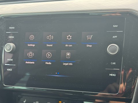 Volkswagen Passat 1.4 TSI 13kWh GTE Estate 5dr Petrol Plug-in Hybrid DSG Euro 6 (s/s) (218 ps 23