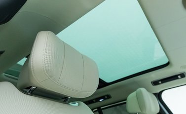 Land Rover Range Rover P530 First Edition 11