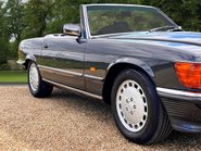 Mercedes-Benz SL Series 300 SL 13