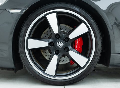 Porsche 911 50th Anniversary Edition (991) 24