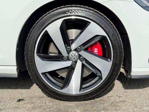 Volkswagen Golf 2.0 TSI GTI Performance Euro 6 (s/s) 5dr 25