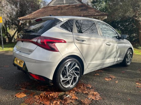 Hyundai i20 T-GDI PREMIUM MHEV 19