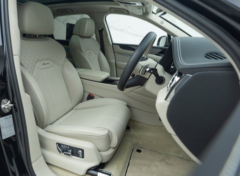 Bentley Bentayga V8 AZURE 14