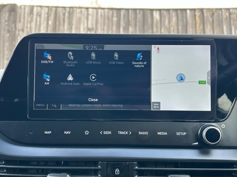 Hyundai i20 T-GDI PREMIUM MHEV 28