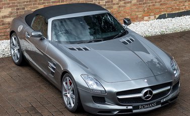 Mercedes-Benz SLS AMG Roadster 9