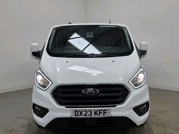 Ford Transit Custom TTRANSIT CUSTOM 320 L2 DIESEL FWD 2.0 Eco Blue 130ps Low Roof D/Cab Limited 2