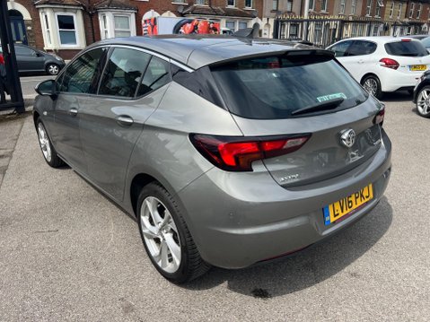 Vauxhall Astra 1.4i Turbo SRi Nav Auto Euro 6 (s/s) 5dr 4
