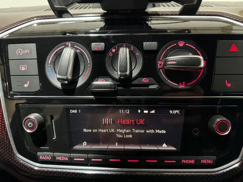 Volkswagen Up 1.0 TSI up! GTI 31