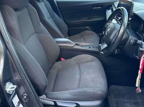 Toyota C-HR 1.8 VVT-h Icon SUV 5dr Petrol Hybrid CVT Euro 6 (s/s) (122 ps) 23