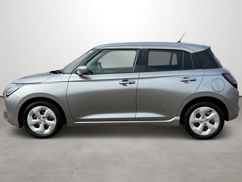 Suzuki Swift 1.2 Mild Hybrid Motion 5dr 8