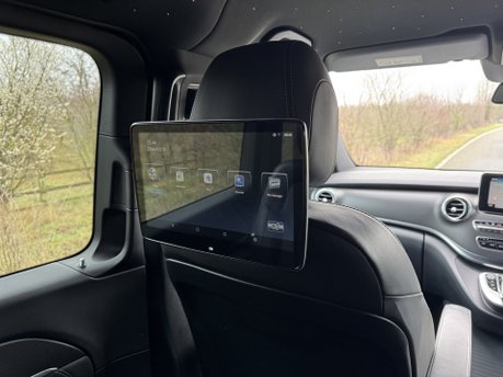 Mercedes-Benz V Class V250D AMG Line Auto Diesel Extra Long Wheelbase 8 SEATER/360 CAM/SAT NAV 2