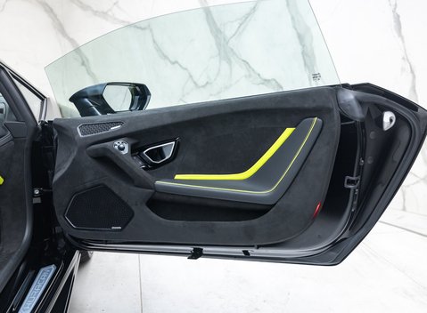 Lamborghini Huracan Tecnica 30