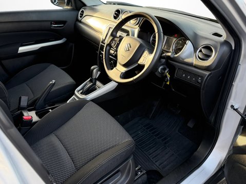 Suzuki Vitara 1.6 SZ-T 5dr Auto 20