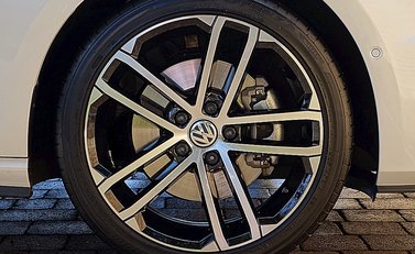 Volkswagen Golf GTD 2.0 TDi 10