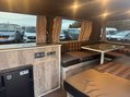 Volkswagen Transporter Shuttle 2.0 TDI T30 LWB CAMPER 28