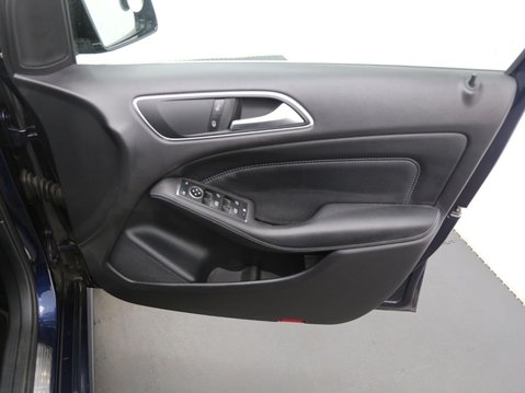 Mercedes-Benz B Class 1.6 B180 Exclusive Edition 7G-DCT Euro 6 (s/s) 5dr 21