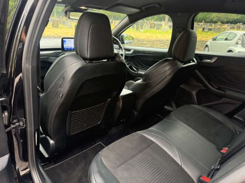 Ford Focus 2.0 Focus ST EcoBlue 5dr 17