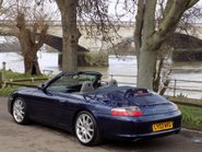 Porsche 911 CARRERA 2 CONVERTIBLE 80