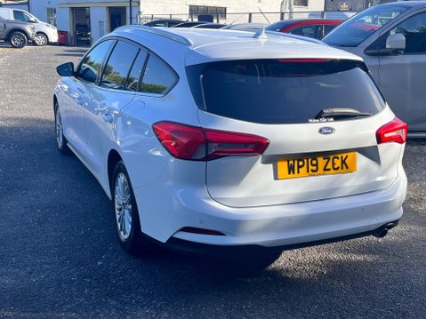Ford Focus 1.0T EcoBoost Titanium Euro 6 (s/s) 5dr 5