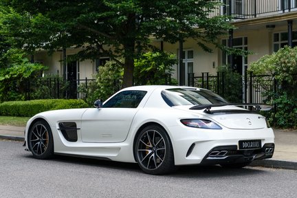 Mercedes-Benz SLS Black Series 4