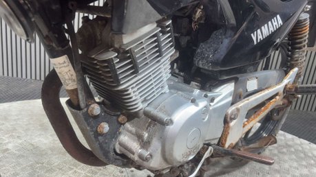 Yamaha YBR 125 2013 36K RUNNING PROJECT BIKE SPARES OR REPAIR 125CC LEARNER 8