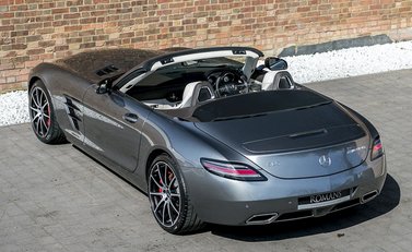 Mercedes-Benz SLS GT Roadster 5
