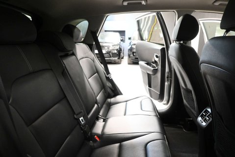 Kia Niro 1.6 Niro 3 HEV Semi-Auto 5dr 37