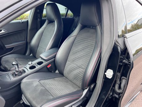 Mercedes-Benz CLA Class 1.6 CLA180 AMG Sport Coupe Euro 6 (s/s) 4dr 35